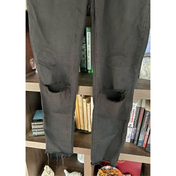 Paige Verdugo Ankle Distressed Raw Hem Jean In Black Size 27 - Picture 6 of 9